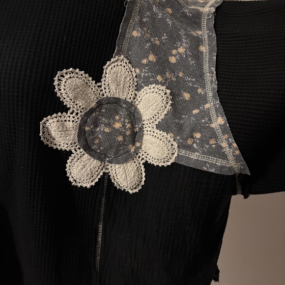 POL Black Tunic with Peace and Floral Accents - Picture 5 of 8